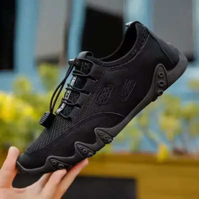 VERSATILE TRENDY CASUAL SHOES